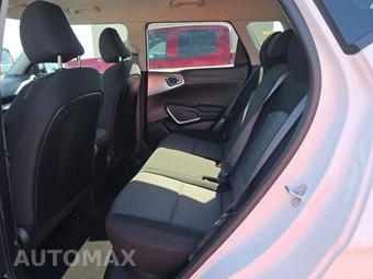 2025 Kia Soul LX - miniatura 13