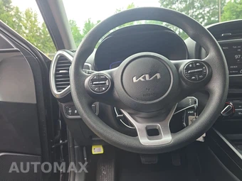 2025 Kia Soul LX - miniatura 10