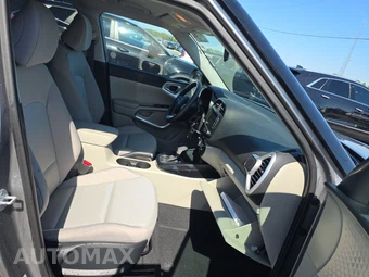 2025 Kia Soul LX - miniatura 8