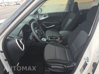 2025 Kia Soul LX - miniatura 7