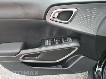 2025 Kia Soul LX - miniatura 9