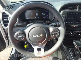 2025 Kia Soul LX - miniatura 10