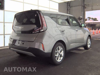 2025 Kia Soul LX - miniatura 4