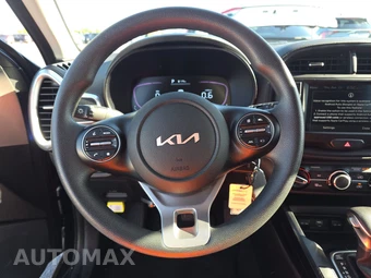 2025 Kia Soul LX - miniatura 10
