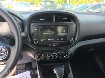 2025 Kia Soul LX - miniatura 10