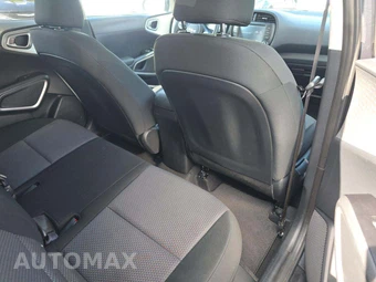 2025 Kia Soul LX - miniatura 16