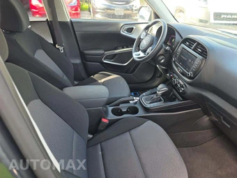 2025 Kia Soul LX - miniatura 18