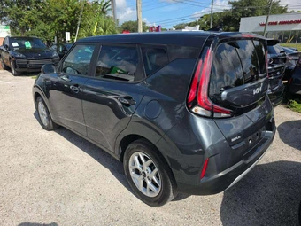 2025 Kia Soul LX - miniatura 2