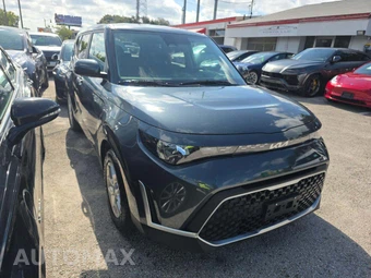 2025 Kia Soul LX - miniatura 4