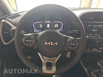 2025 Kia Soul LX - miniatura 10