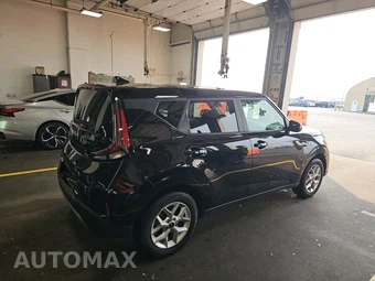 2025 Kia Soul LX - miniatura 4