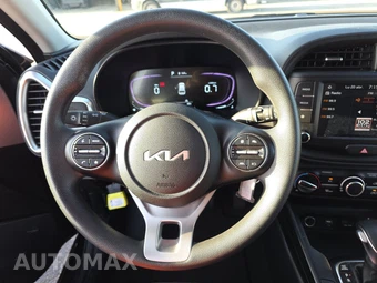 2025 Kia Soul LX - miniatura 10