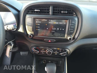 2025 Kia Soul LX - miniatura 11