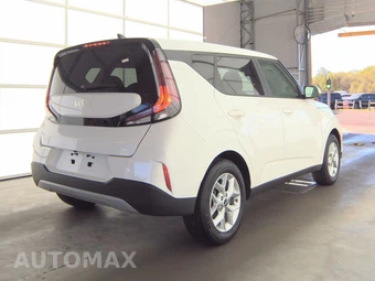 2025 Kia Soul LX - miniatura 4