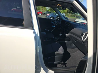 2025 Kia Soul LX - miniatura 8