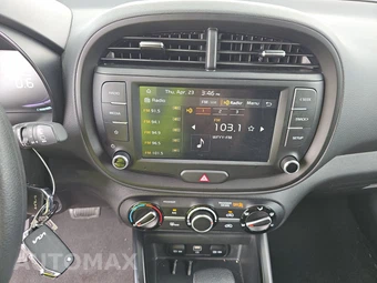 2025 Kia Soul LX - miniatura 11