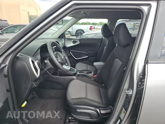 2025 Kia Soul LX - miniatura 7