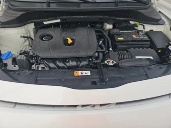 2025 Kia Soul LX - miniatura 15