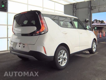 2025 Kia Soul LX - miniatura 4