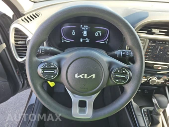 2025 Kia Soul LX - miniatura 10