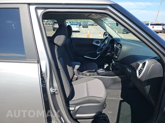 2025 Kia Soul LX - miniatura 8
