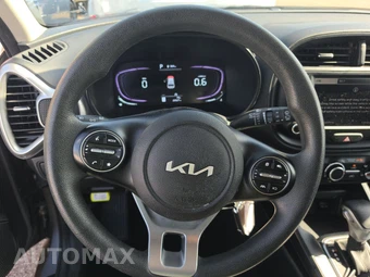 2025 Kia Soul LX - miniatura 10