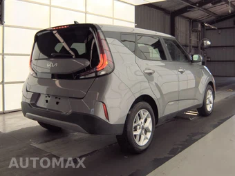 2025 Kia Soul LX - miniatura 4