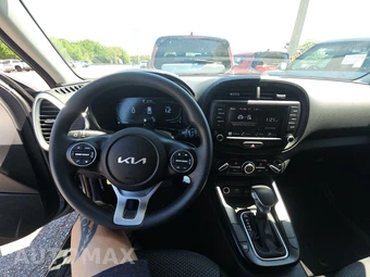 2025 Kia Soul LX - miniatura 11