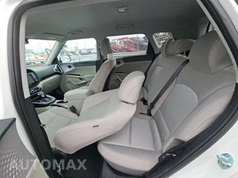 2025 Kia Soul LX - miniatura 13