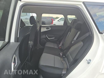 2025 Kia Soul LX - miniatura 13