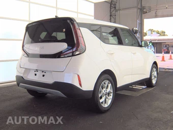 2025 Kia Soul LX - miniatura 4