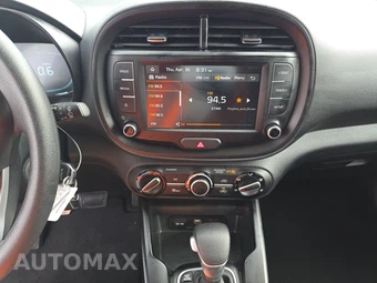 2025 Kia Soul LX - miniatura 11
