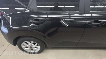 2025 Kia Soul LX - miniatura 23