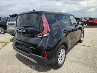 2025 Kia Soul LX - miniatura 4