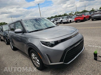 2025 Kia Soul LX - miniatura 3