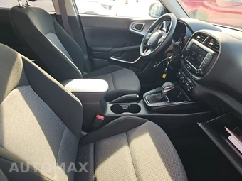 2025 Kia Soul LX - miniatura 8