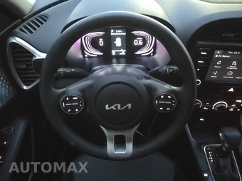 2025 Kia Soul LX - miniatura 10