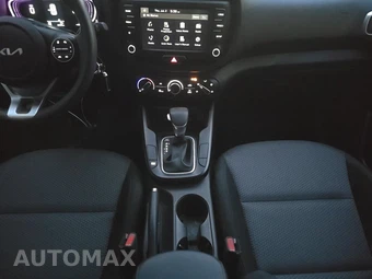 2025 Kia Soul LX - miniatura 11