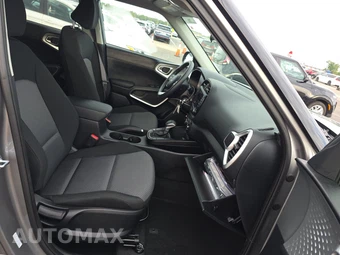 2025 Kia Soul LX - miniatura 8