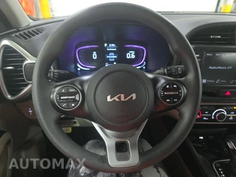 2025 Kia Soul LX - miniatura 10