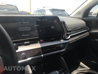2025 Kia Sportage EX - miniatura 11