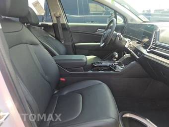 2025 Kia Sportage EX - miniatura 8