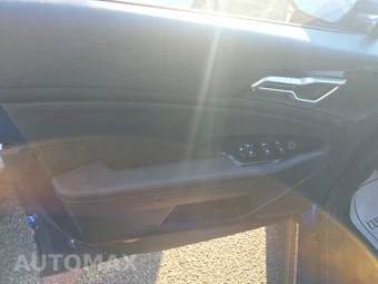 2025 Kia Sportage EX - miniatura 9