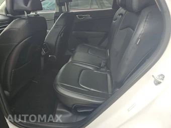 2025 Kia Sportage EX - miniatura 13