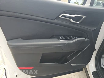 2025 Kia Sportage EX - miniatura 9