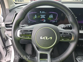 2025 Kia Sportage EX - miniatura 10