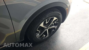 2025 Kia Sportage EX - miniatura 23