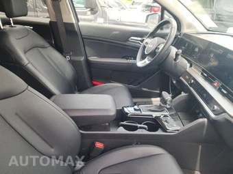 2025 Kia Sportage EX - miniatura 8