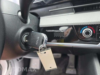 2025 Kia Sportage Hybrid LX - miniatura 8