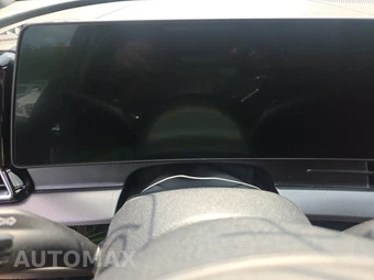 2025 Kia Sportage Hybrid SX-Prestige - miniatura 12